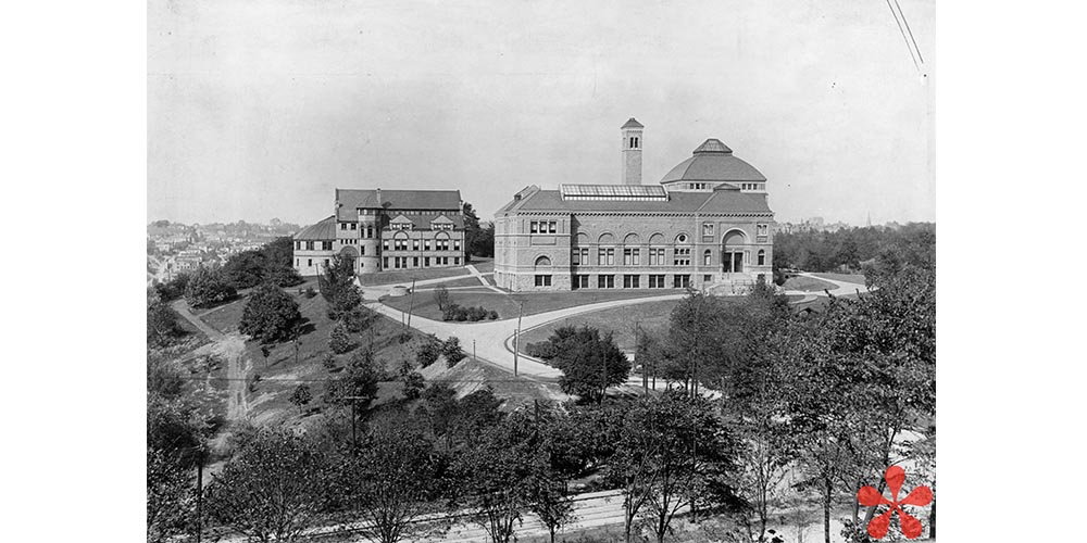 old black and white photo of the Cincinnati Art Museum