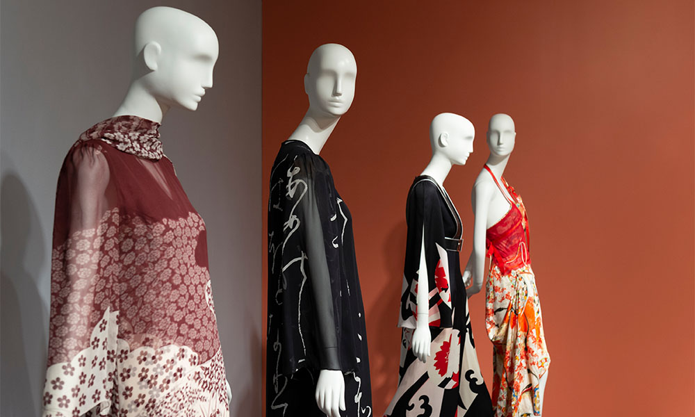 Various kimonos found in the exhibition