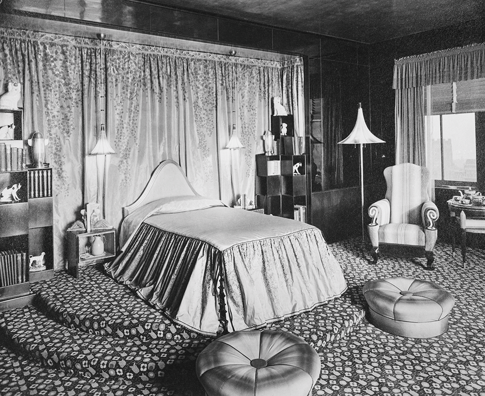 Bedroom for Elaine Wormser, Drake Tower, Chicago, designed by Joseph Urban, 1929-30. Private Collection, Photography by Alvina Lenke Studios.
