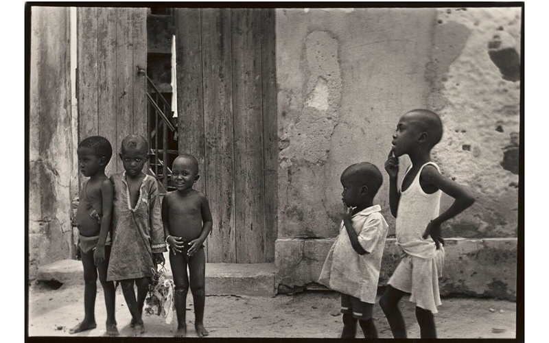 109 Ming Smith, Onlookers, Isle de Gorée, Senegal, c. 1972