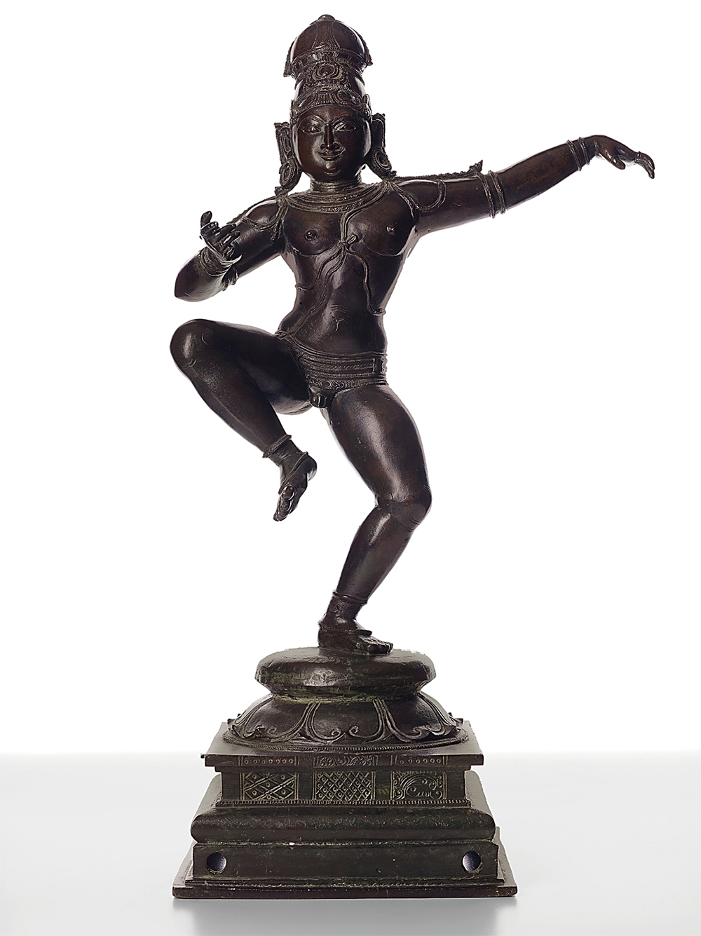 The Boy Krishna Dancing
circa 1500–1600
southern India
bronze
Lent by a New York collector
H. 68.5 cm